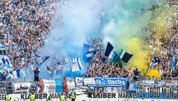 Karlsruher SC vs TSV 1860 München (2-0) (7)
