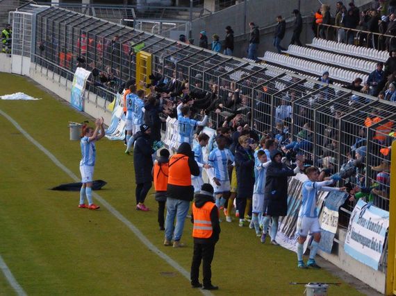 TSV 1860 München II vs FC Bayern München II (2-0) (10)