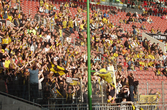 1. FC Kaiserslautern vs TSV Alemannia Aachen (2-1) (3)