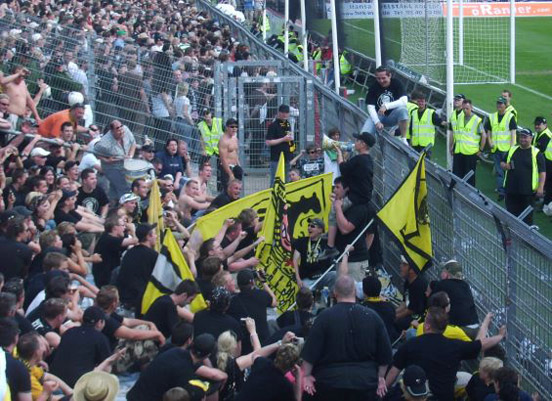 FC St. Pauli vs TSV Alemannia Aachen (0-2) (5)