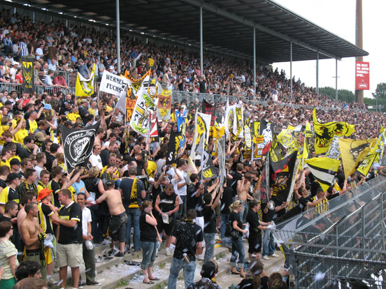 FC St. Pauli vs TSV Alemannia Aachen (0-2) (13)