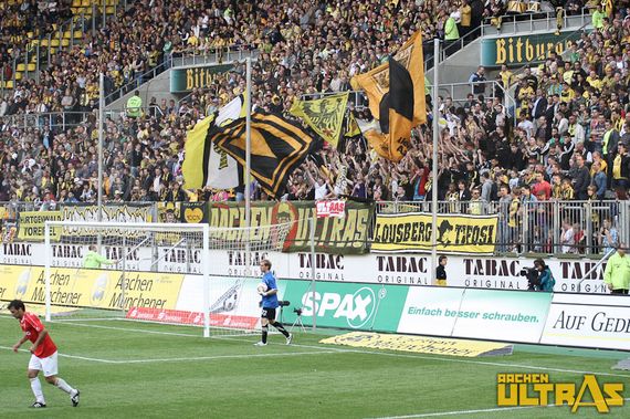 TSV Alemannia Aachen vs Rot-Weiß Oberhausen (4-0) (9)