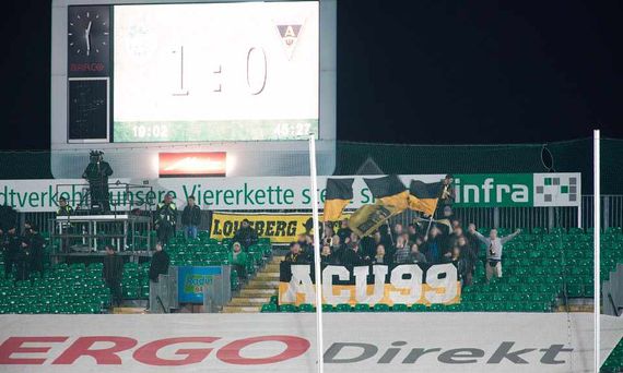 SpVgg Fürth vs TSV Alemannia Aachen (1-0) (9)