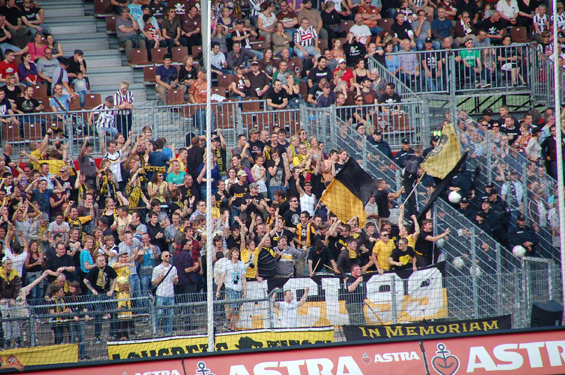 FC St. Pauli vs TSV Alemannia Aachen (3-1) (8)
