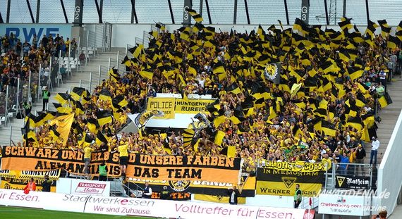 Rot-Weiss Essen vs TSV Alemannia Aachen (1-1) (4)