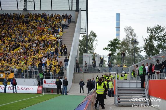Rot-Weiss Essen vs TSV Alemannia Aachen (1-1) (10)