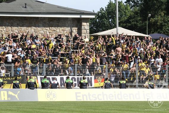 Borussia Dortmund II vs TSV Alemannia Aachen (0-1) (6)