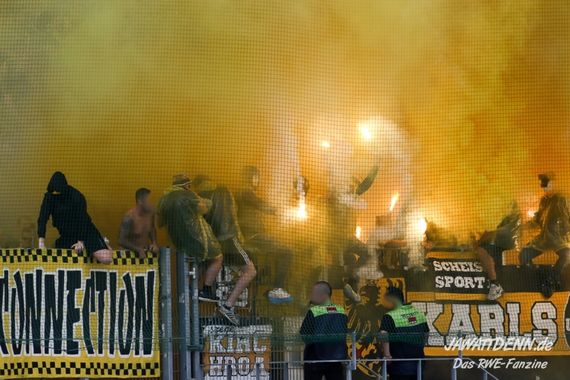 Rot-Weiss Essen vs TSV Alemannia Aachen (1-0) (12)