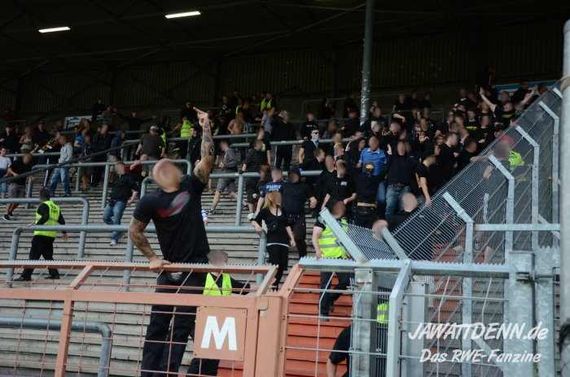 Rot-Weiss Essen vs TSV Alemannia Aachen II (1-1) (7)