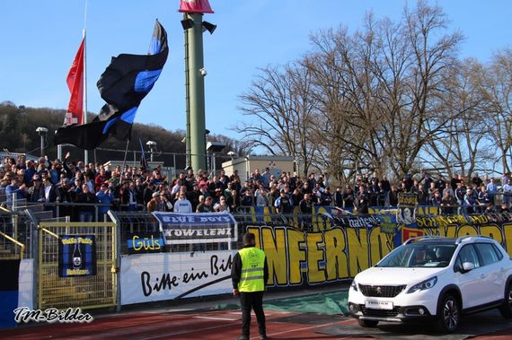 TuS Koblenz vs 1. FC Kaiserslautern II (4-1) (1)