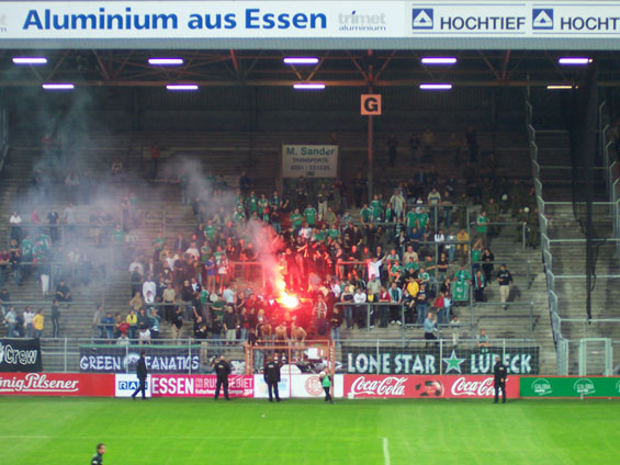 Rot-Weiss Essen vs VfB Lübeck (1-2) (5)