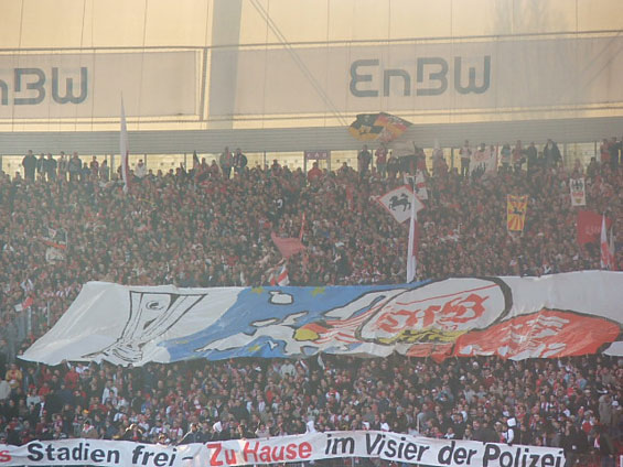 VfB Stuttgart vs 1. FC Kaiserslautern (1-1) (2)