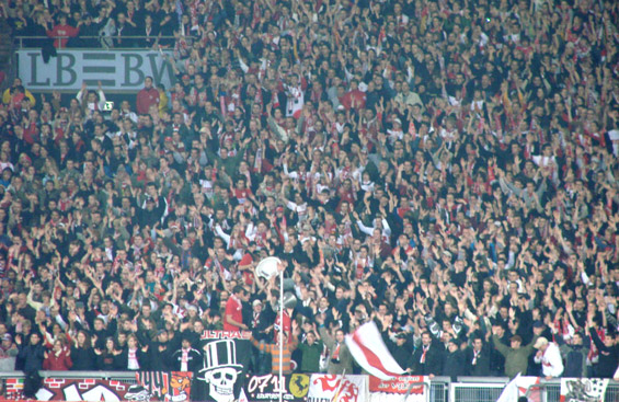 VfB Stuttgart vs Borussia Mönchengladbach (1-0) (7)