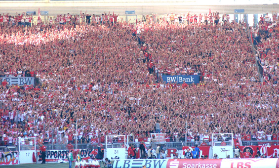 VfB Stuttgart vs FC Energie Cottbus (2-1) (7)