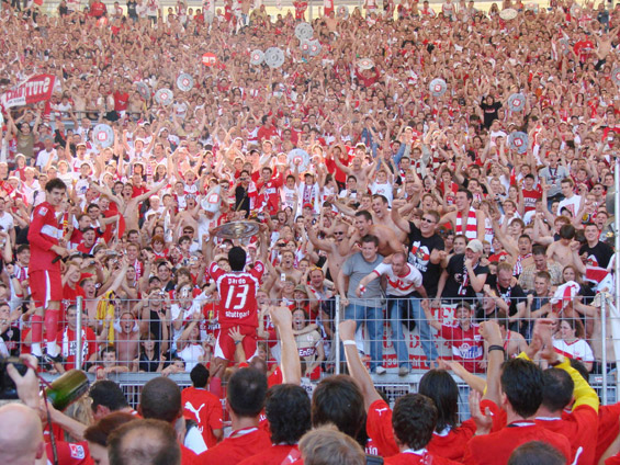 VfB Stuttgart vs FC Energie Cottbus (2-1) (19)