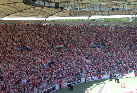 VfB Stuttgart vs FC Energie Cottbus (2-1) (39)