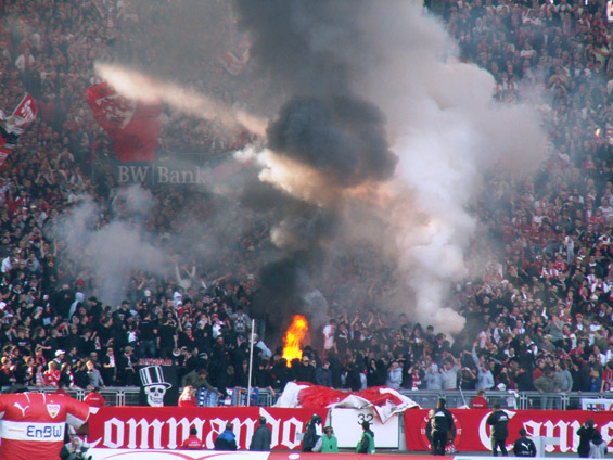 VfB Stuttgart vs Karlsruher SC (3-1) (17)