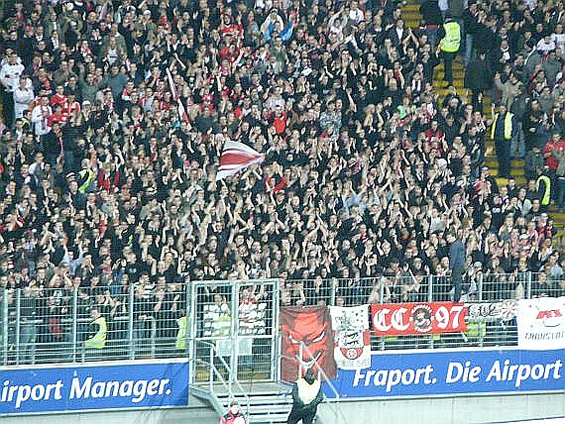 Eintracht Frankfurt vs VfB Stuttgart (2-2) (8)