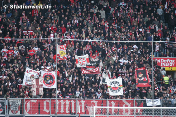 Bayer 04 Leverkusen vs VfB Stuttgart (2-4) (1)