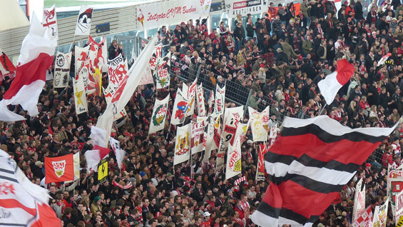 VfB Stuttgart vs Borussia Dortmund (2-1) (2)