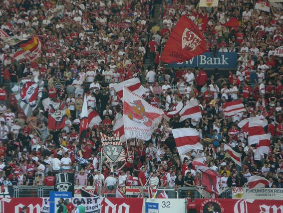 VfB Stuttgart vs Eintracht Frankfurt (2-0) (16)