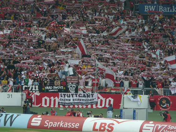 VfB Stuttgart vs Eintracht Frankfurt (2-0) (20)
