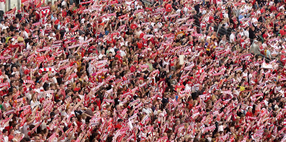 VfB Stuttgart vs Eintracht Frankfurt (2-0) (24)