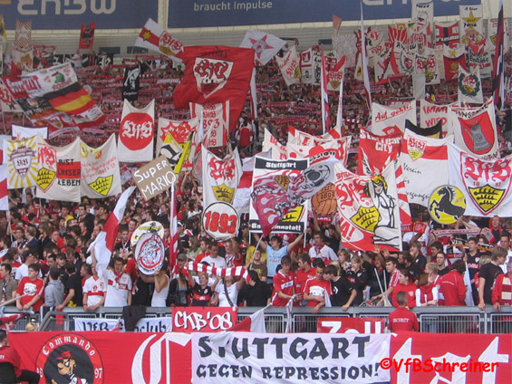 VfB Stuttgart vs FC Energie Cottbus (2-0) (11)