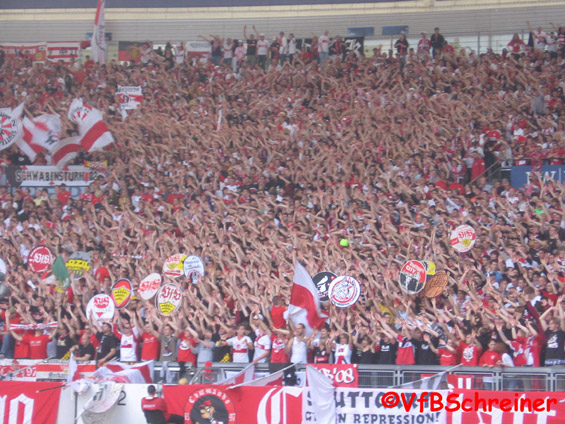VfB Stuttgart vs FC Energie Cottbus (2-0) (12)