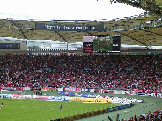 VfB Stuttgart vs FC Energie Cottbus (2-0) (16)