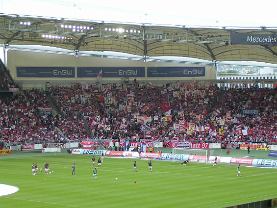 VfB Stuttgart vs FC Energie Cottbus (2-0) (18)