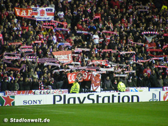 Glasgow Rangers vs VfB Stuttgart (0-2) (2)