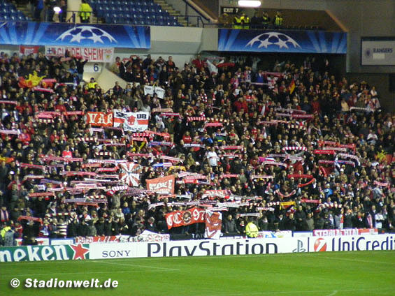 Glasgow Rangers vs VfB Stuttgart (0-2) (4)