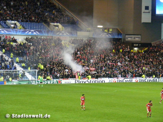 Glasgow Rangers vs VfB Stuttgart (0-2) (8)