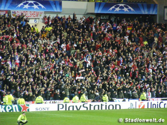 Glasgow Rangers vs VfB Stuttgart (0-2) (12)