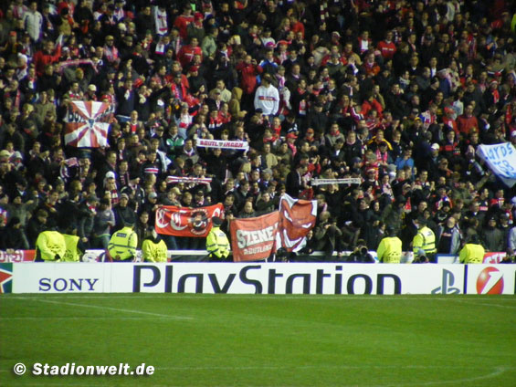 Glasgow Rangers vs VfB Stuttgart (0-2) (17)