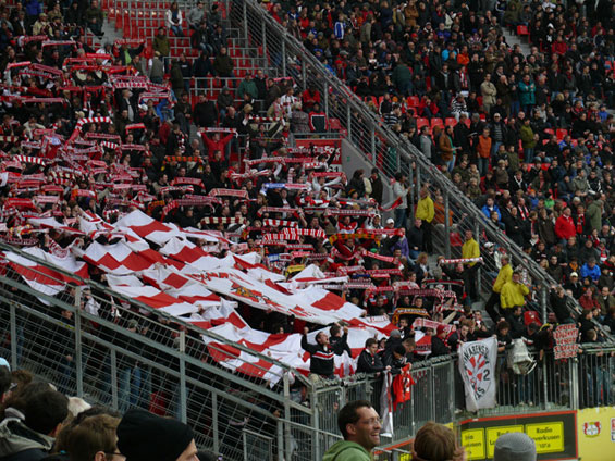 Bayer 04 Leverkusen vs VfB Stuttgart (4-0) (4)