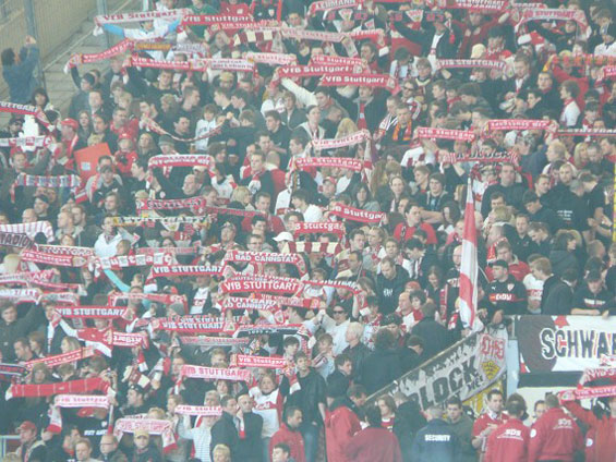 VfB Stuttgart vs Eintracht Frankfurt (2-1) (22)