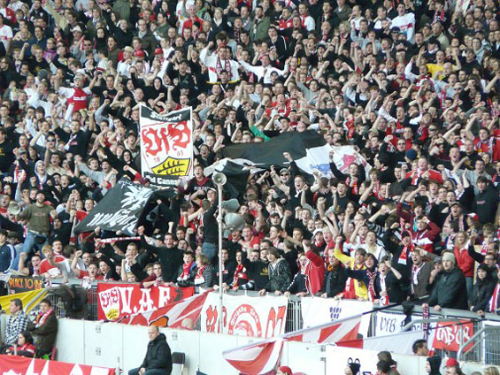 VfB Stuttgart vs Eintracht Frankfurt (2-1) (32)