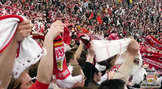 VfB Stuttgart vs Borussia Mönchengladbach (2-1) (70)