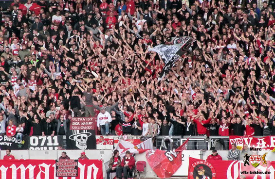 VfB Stuttgart vs Borussia Mönchengladbach (2-1) (76)