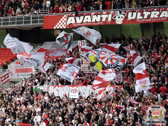 VfB Stuttgart vs Young Boys Bern (3-0) (13)