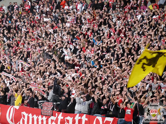 VfB Stuttgart vs Young Boys Bern (3-0) (15)