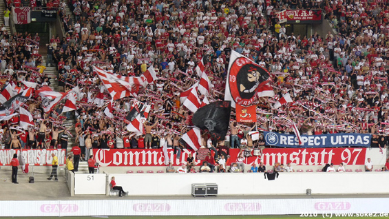 VfB Stuttgart vs Slovan Bratislava (2-2) (4)