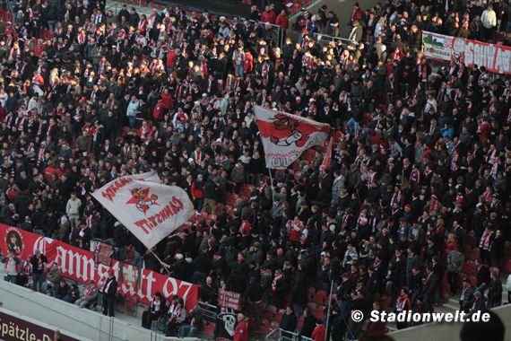 VfB Stuttgart vs SC Freiburg (0-1) (2)