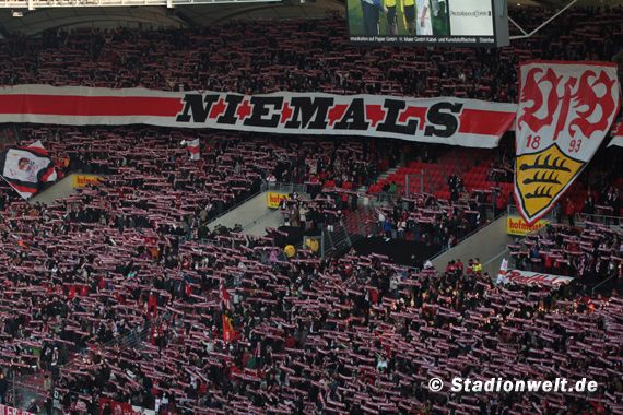 VfB Stuttgart vs SC Freiburg (0-1) (24)