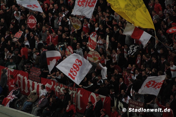 VfB Stuttgart vs VfL Wolfsburg (1-1) (8)