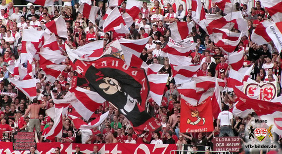 VfB Stuttgart vs 1. FC Kaiserslautern (2-4) (9)