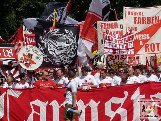 VfB Stuttgart vs FC Schalke 04 (3-0) (36)