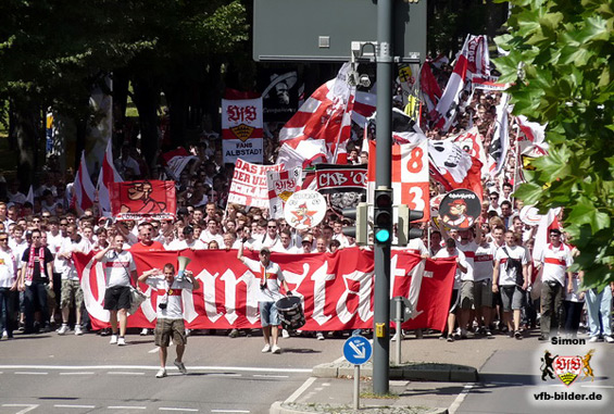 VfB Stuttgart vs FC Schalke 04 (3-0) (42)